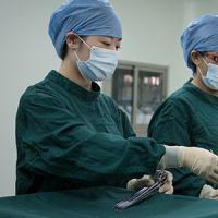 腹腔镜手术和开腹手术住院时间差多少？